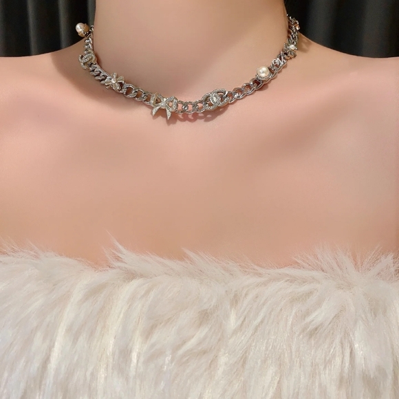Chanel necklace - Picture 8 of 9